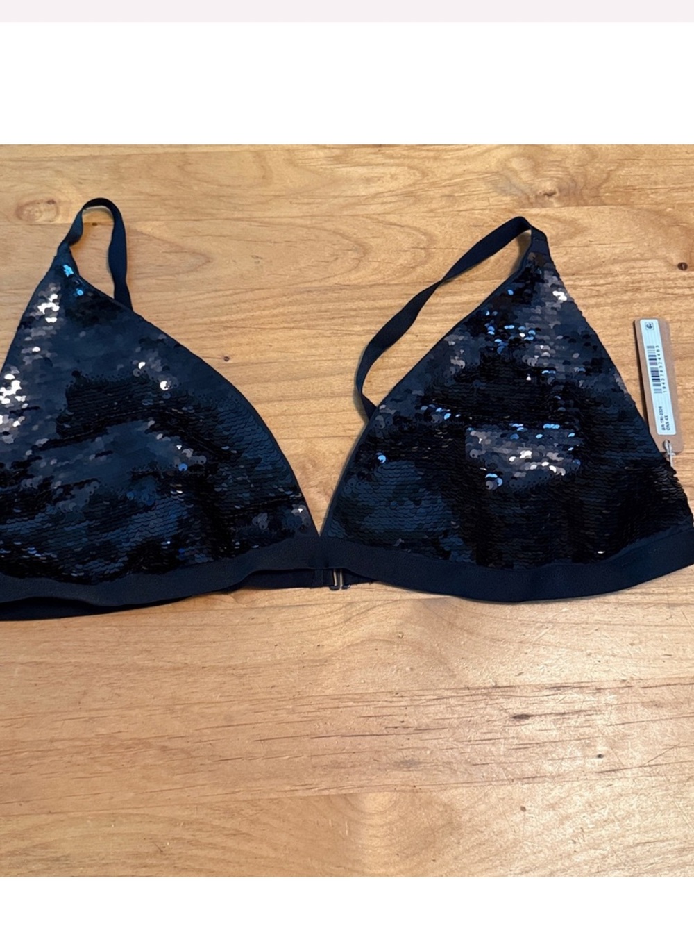 Skims 4X Triangle sequins bra